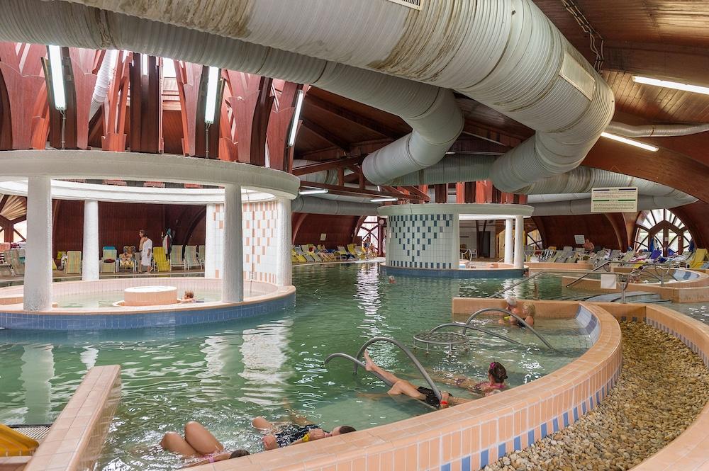 Park Inn By Radisson Zalakaros Hotel&Spa Bagian luar foto